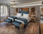 Room image #13 at Mandarin Oriental Hyde Park London
