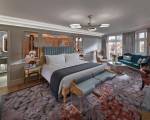 Room image #14 at Mandarin Oriental Hyde Park London